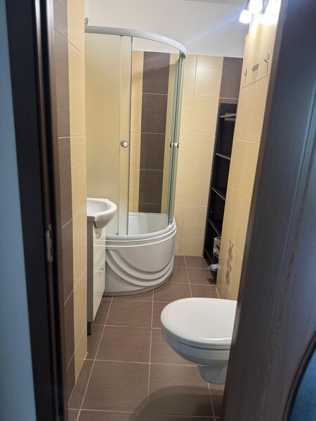 Fundeni, Avion, vis a vis parc Motodrom,